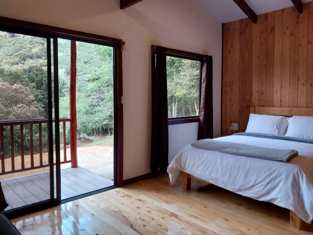 Curuba Lodge *